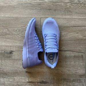 Apl running shoes